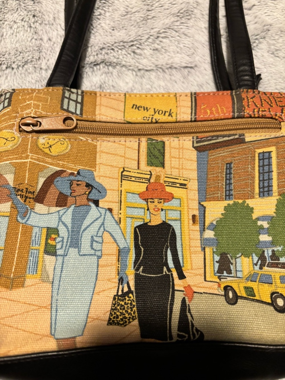 Embroidered City-Scene Shoulder Bag in Beige and Black - Picture 3 of 11